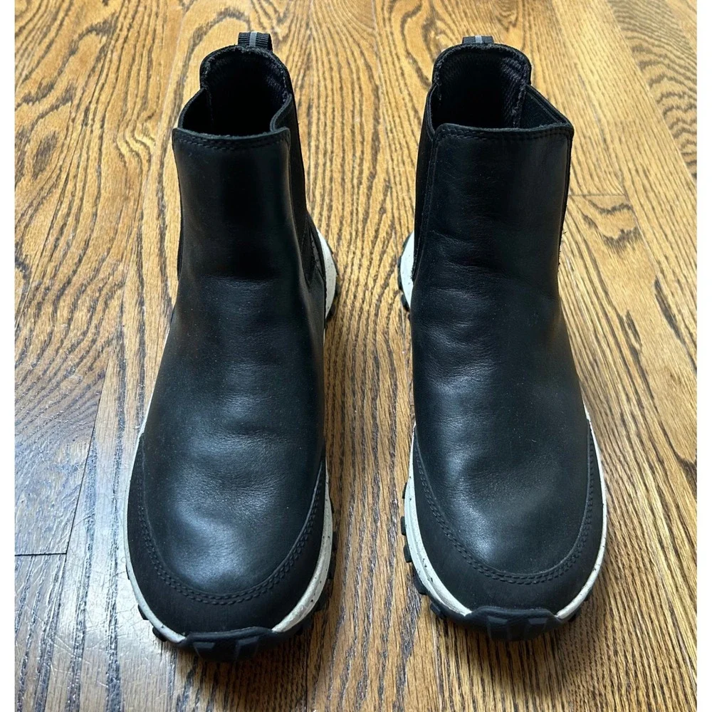 Clarks ATL Trek Up Black Leather Waterproof Chelsea Boots Size 8